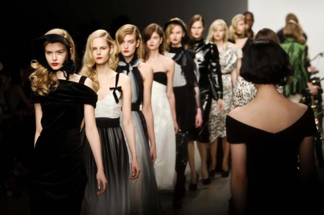 293855_10150596836012056_45434072_n.jpg, 57 KB